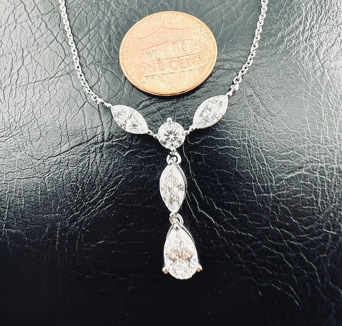 2.65 Cts F VS1 Lab Grown CVD Diamond Women Gift Fashion Pendent With Cable Chain