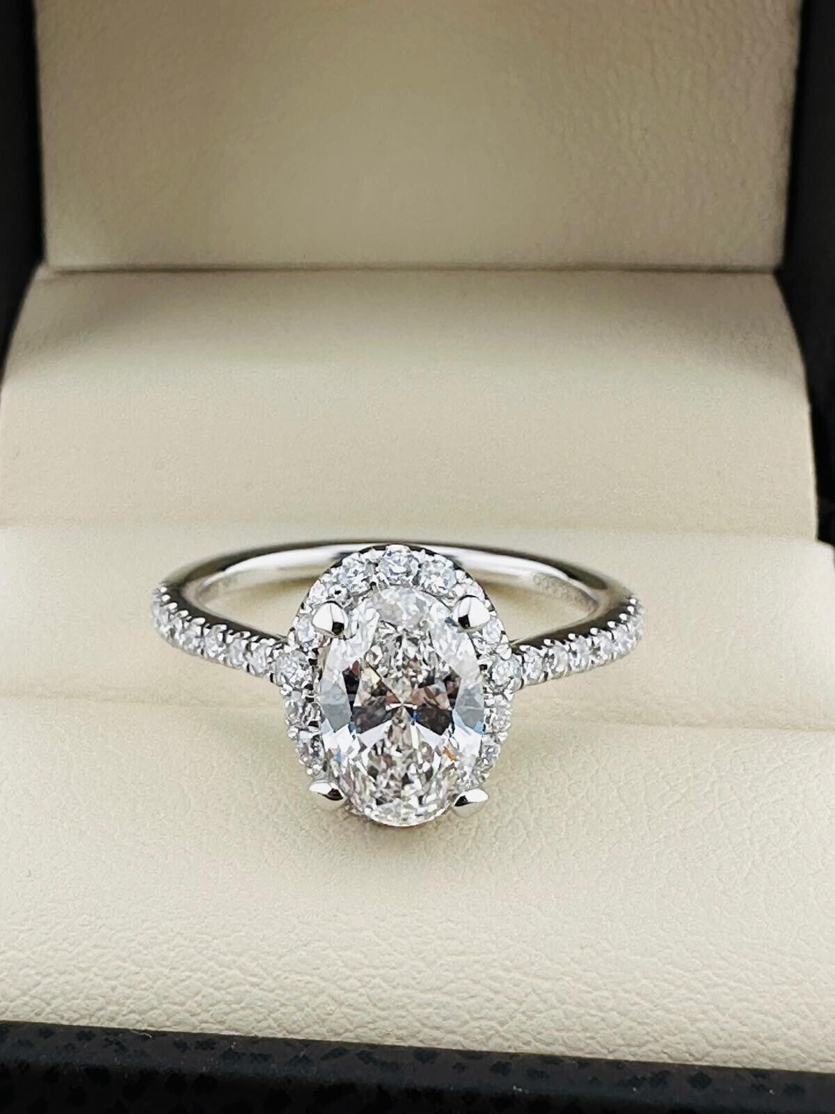 1.09 Ct OVAL E VS1 Lab Grown Diamond 14K Gold Ring Size 6.25 Natural Side Stone