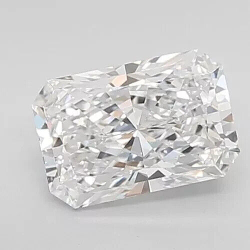 Lab Grown IGI Certified CVD Diamond 3.06 Cts RADIANT Cut G Color VS2 Clarity