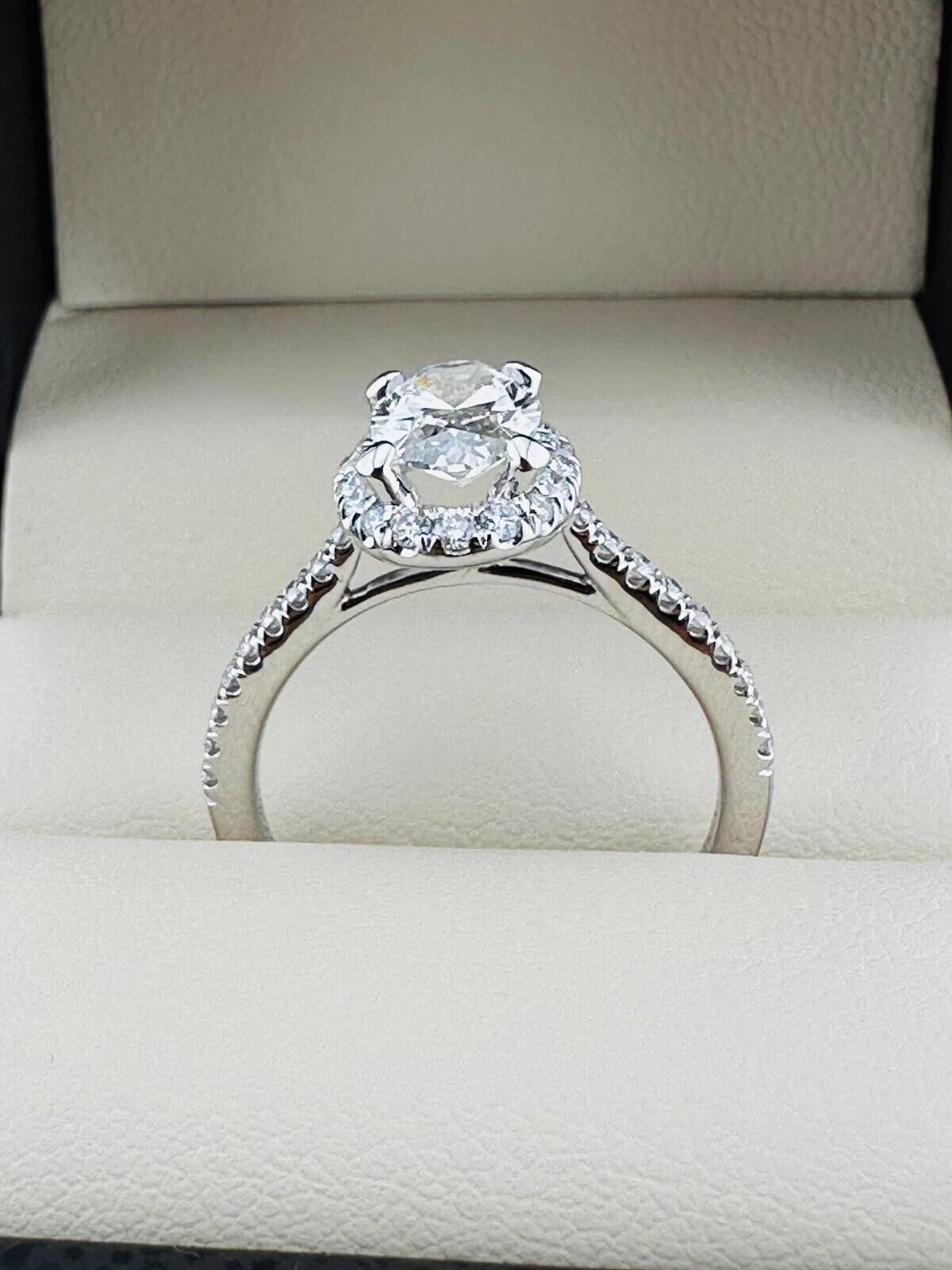 1.09 Ct OVAL E VS1 Lab Grown Diamond 14K Gold Ring Size 6.25 Natural Side Stone