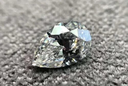 LAB GROWN IGI Certified 1.01 Cts PEAR Cut E Color VS2 Clarity CVD Diamond