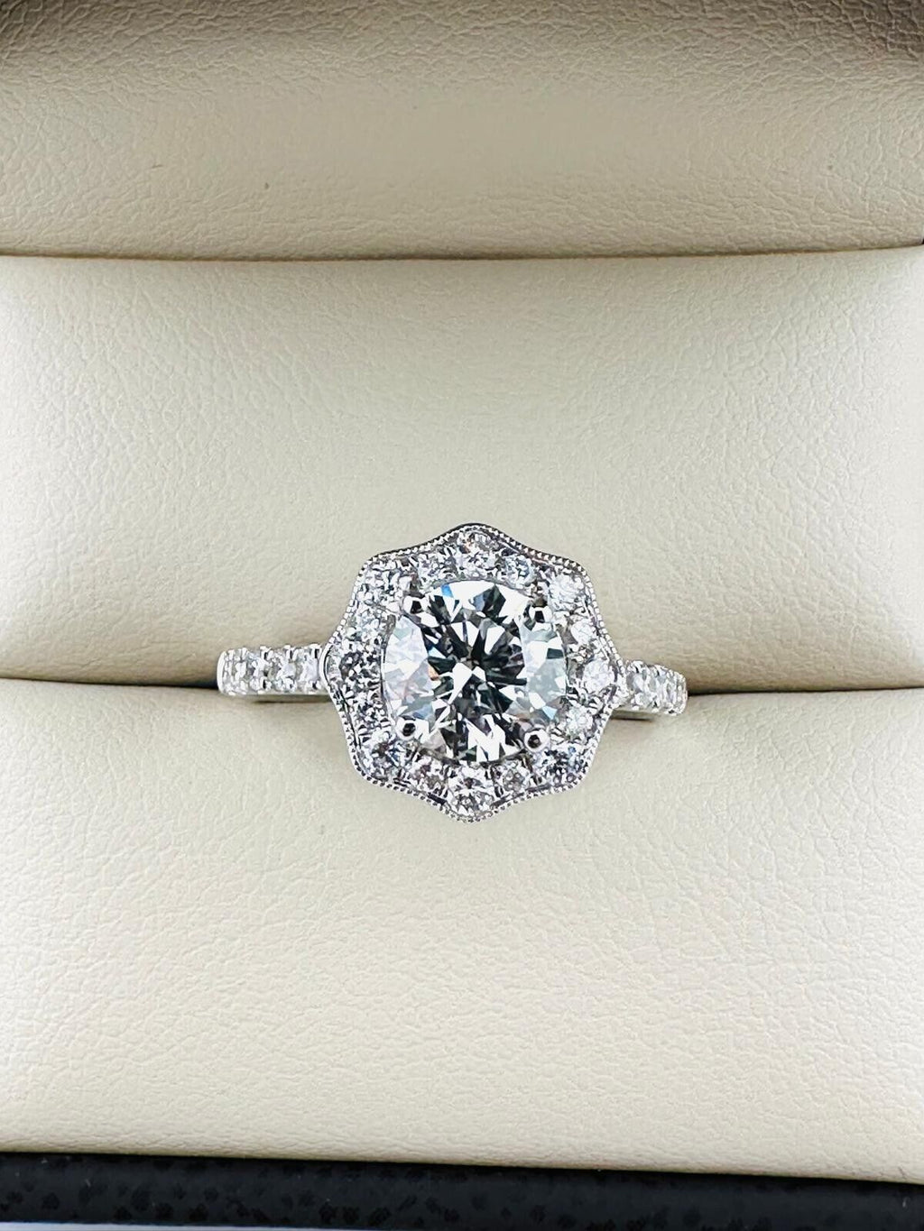 1.03 Ct Round D VVS2 Lab Grown CVD Diamond Engagement 14K Gold Ring Size 5.75