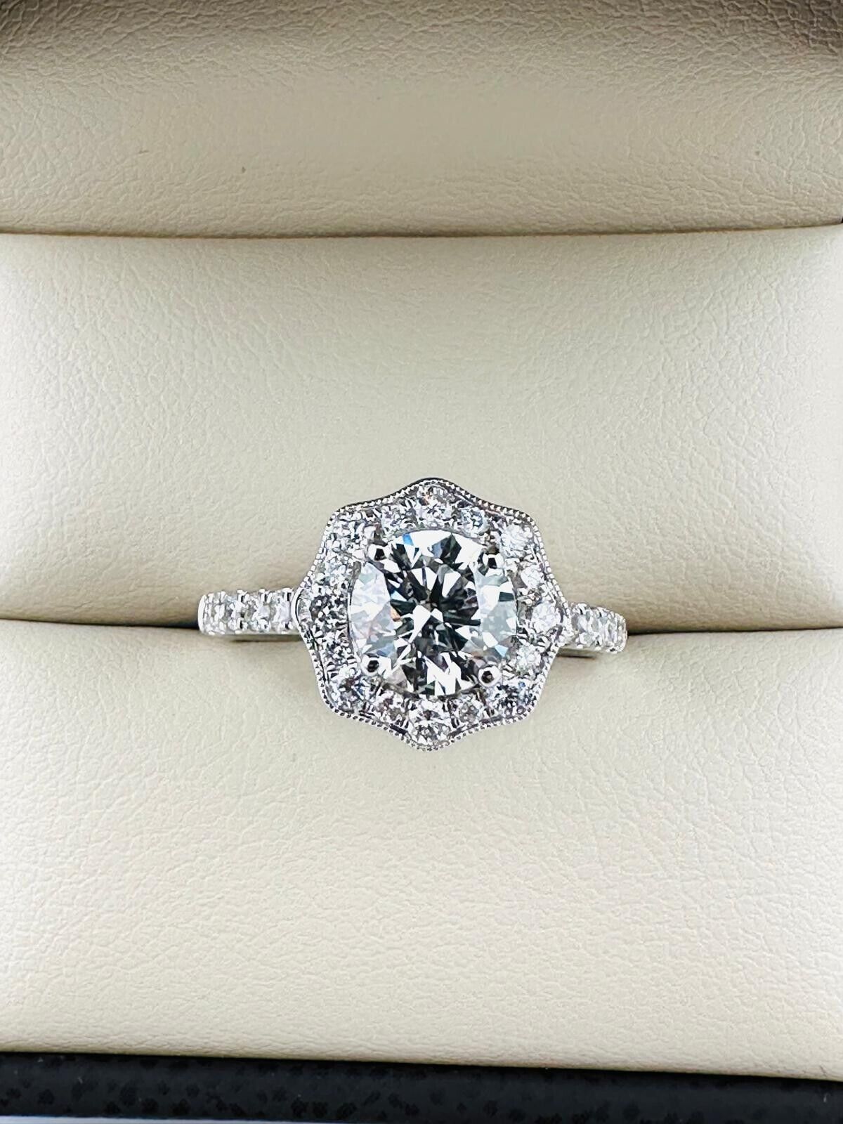 1.03 Ct Round D VVS2 Lab Grown CVD Diamond Engagement 14K Gold Ring Size 5.75