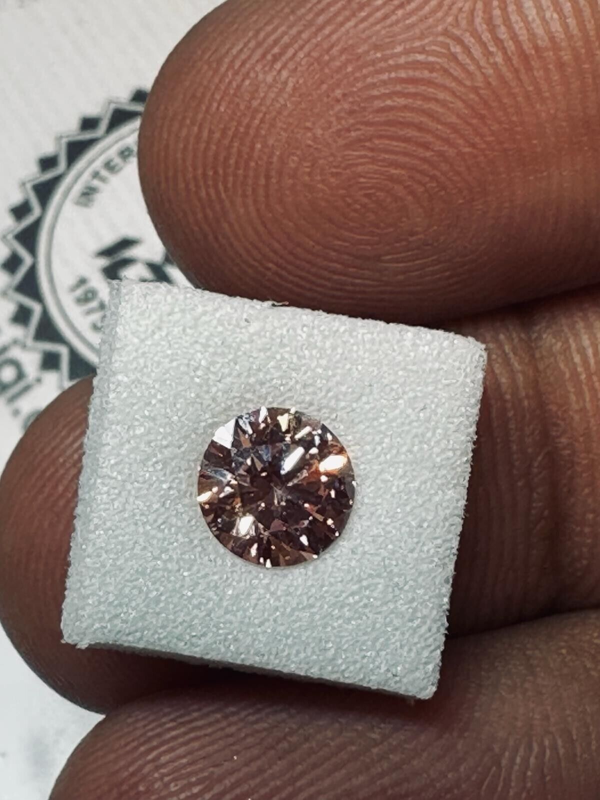 Round 1.06 ct Fancy Intense Pink VS1 IGI Certified Lab Grown CVD Diamond ROUND