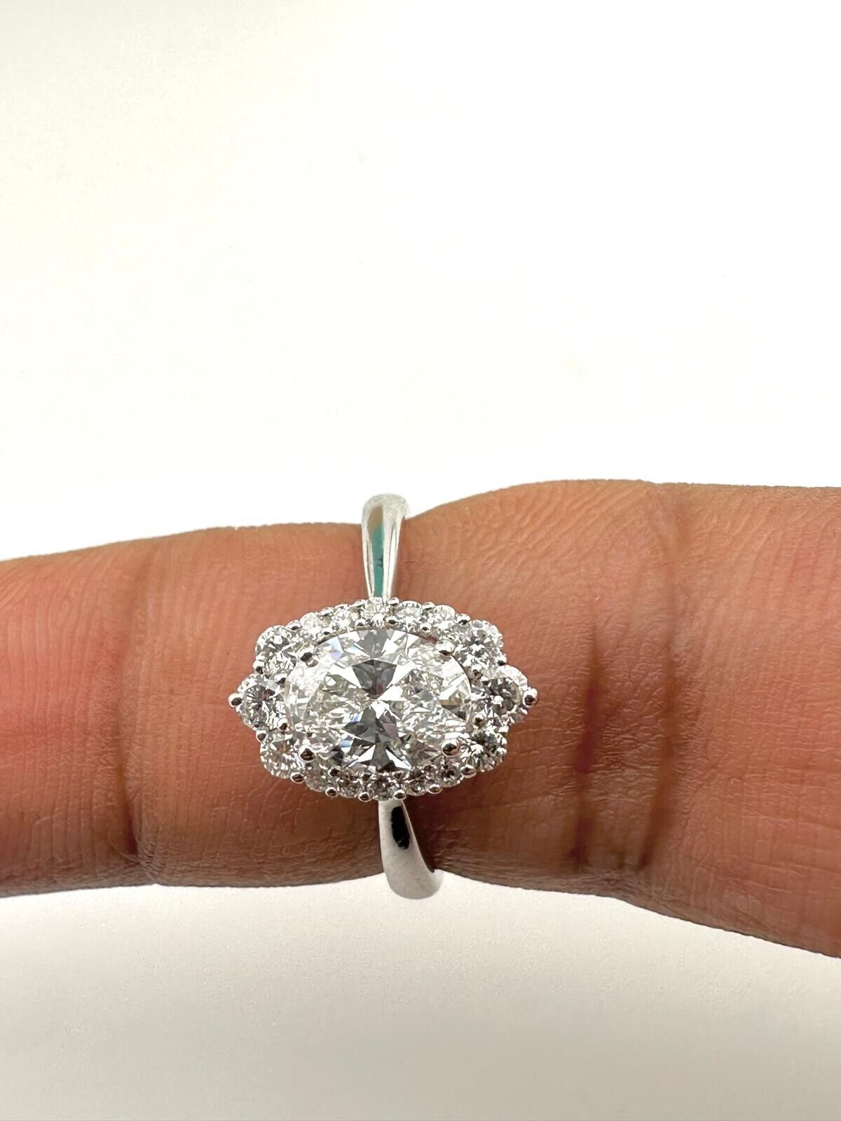 1.04 Ct OVAL E VS1 Lab Grown CVD Diamond Engagement 14K Gold Ring Size 7