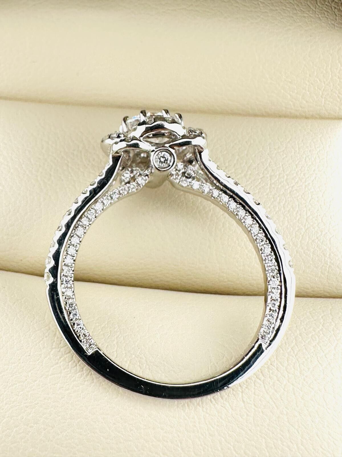 0.62 Ct Round E VS1 Lab Grown CVD Diamond Engagement 18K Gold Ring Size 6.25