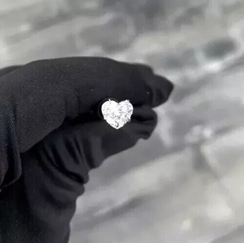 LAB GROWN HEART SHAPE 1.00 Cts E Color VS2 Clarity IGI CERTIFIED CVD Diamond